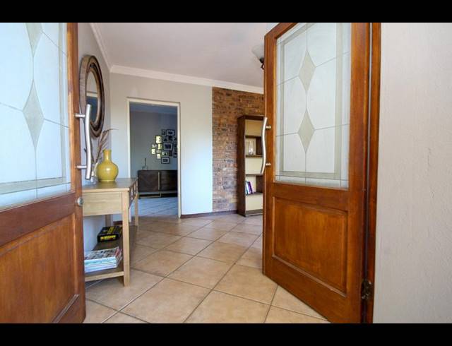4 BEDROOM HOUSE FOR SALE IN ZWARTKOP